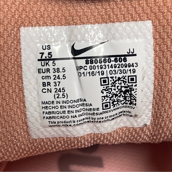 Nike Air Zoom Pegasus 34 Women's Pink Running Shoes Size 7.5 - Picture 3 of 16